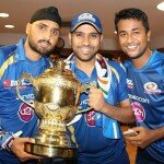 Harbhajan Singh, Pragyan Ohja and Rohit Sharma with IPL 2013 Trophy