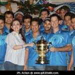 Nita Ambani with IPL 2013 Trophy